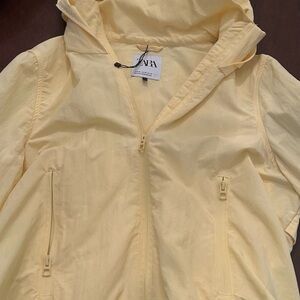 Zara Women's Light Yellow Utility Jacket